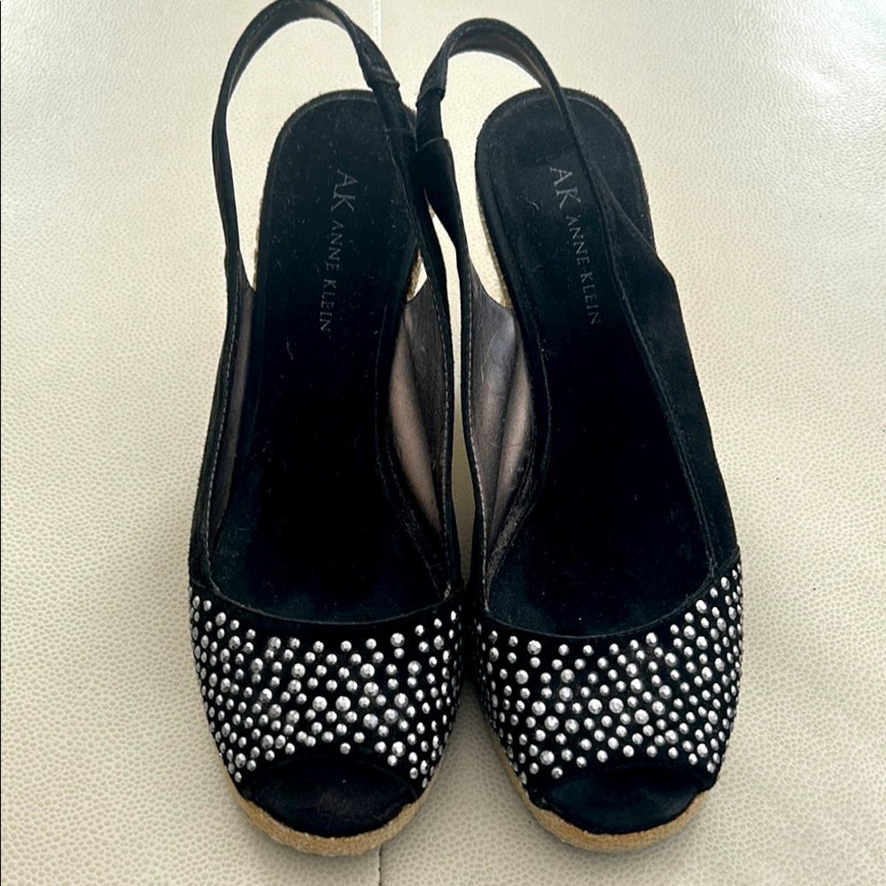 Anne Klein Studded Espadrilles 7 1/2 Black Sandals Shoes Stacked Heel Glam